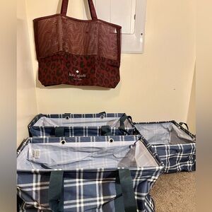 Tote bags